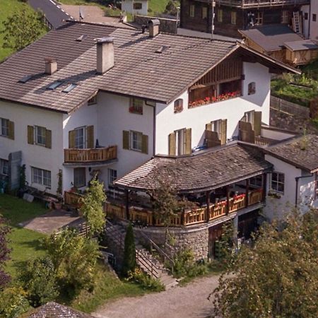 Gasthof Kirchsteiger Ulten Exterior foto